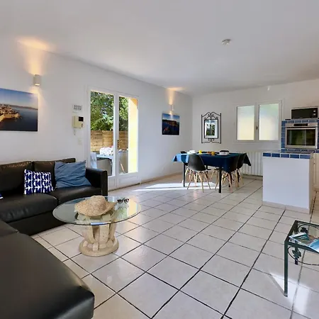 Holiday home Marinette *